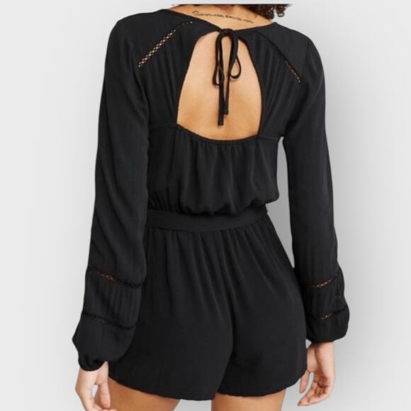 Abercrombie Fitch Wrap Long Sleeve Romper Small Black Minimalist Boho Resortwear - Picture 6 of 7